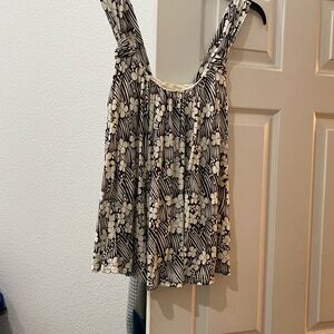 Vanessa Virginia sleeveless floral back and white top. Lined